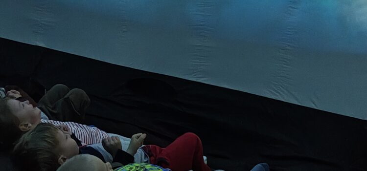 Magiczna podróż do świata kina sferycznego