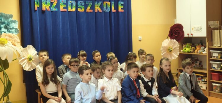 SATRSZACY ŻEGNAJĄ PRZEDSZKOLE